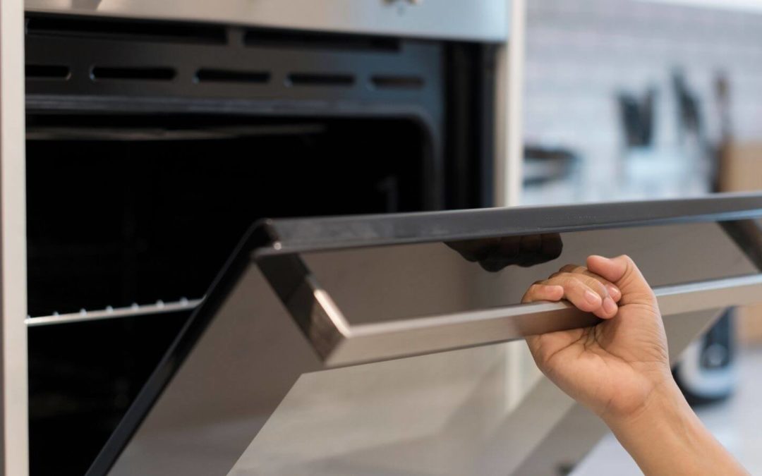Broken Oven? 5 Signs You Need an Oven Technician